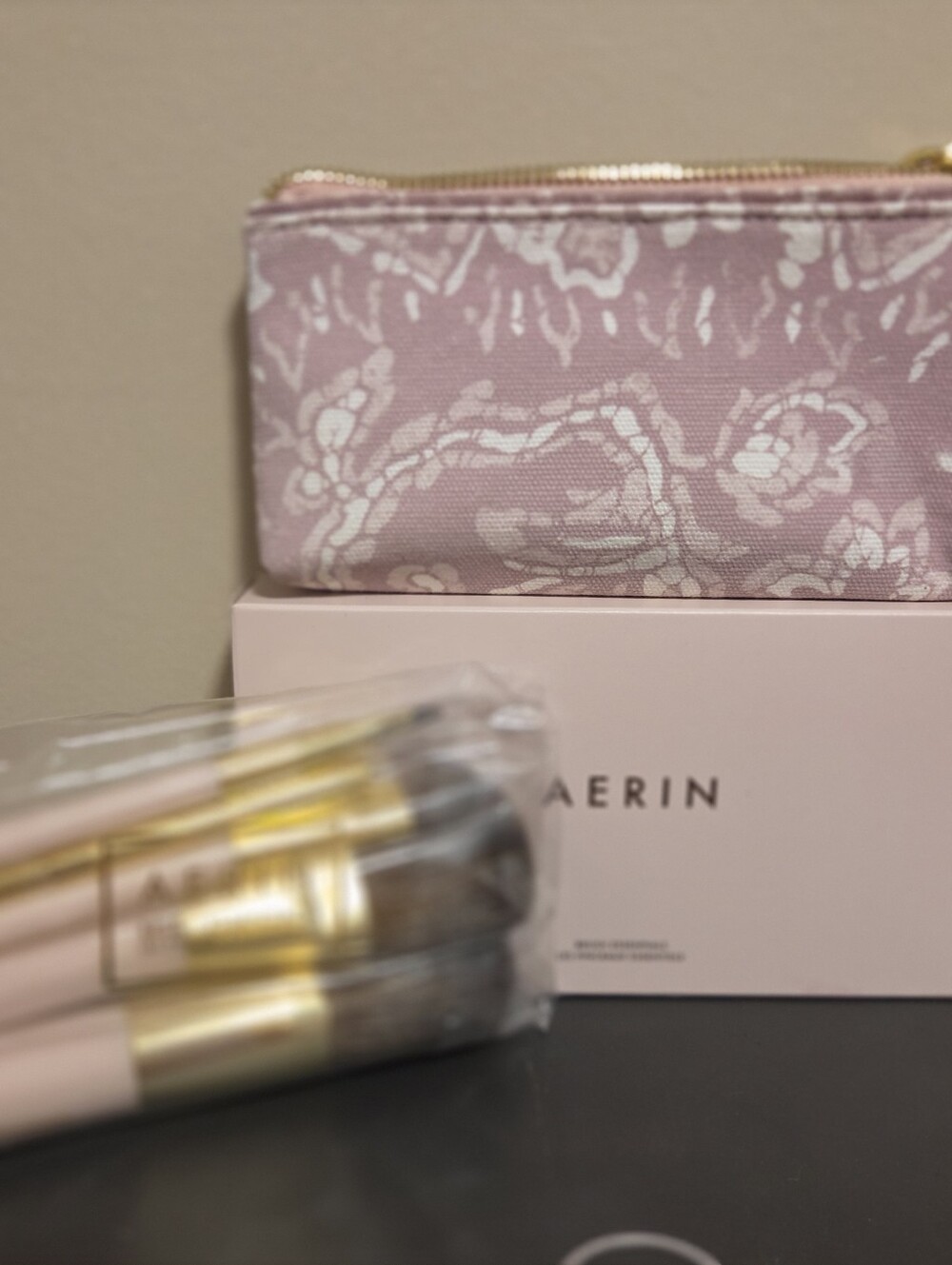 AERIN BRUSH SET - Picture 3 of 6
